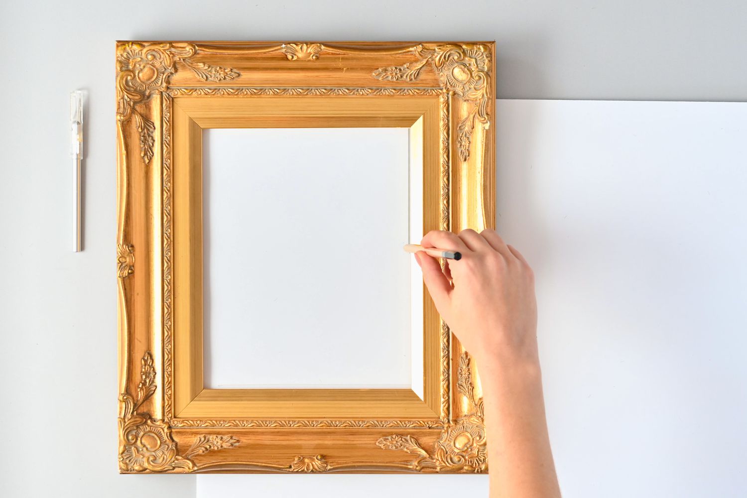 Tracing the inside of a picture frame