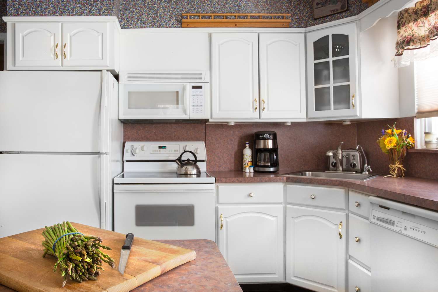 Laminate counter